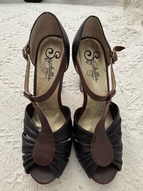 Seychelles Two-Tone Brown and Black T-Strap Heels